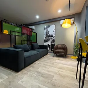 Fox Apartment Tirana